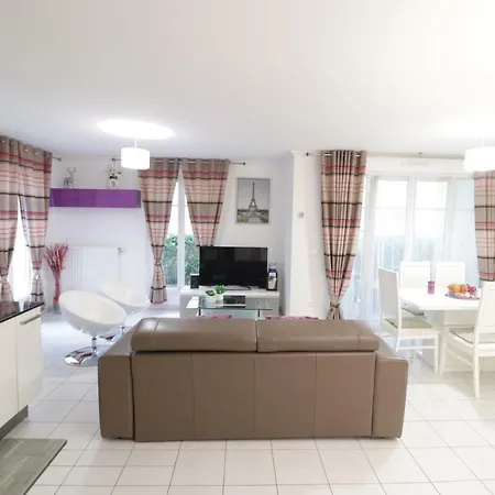 Apartmán Emeraude I - Isalys Serris