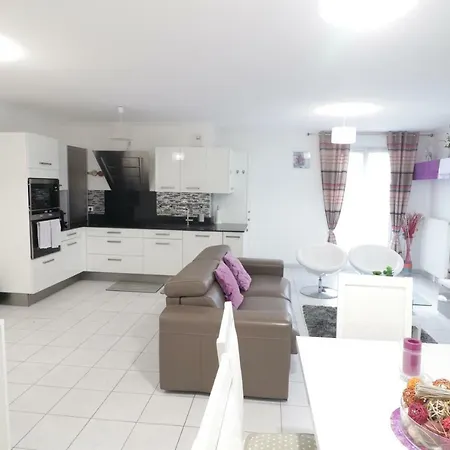 Emeraude I - Isalys Apartmán Serris