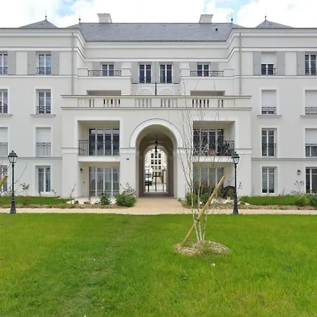 Emeraude I - Isalys Apartmán Serris